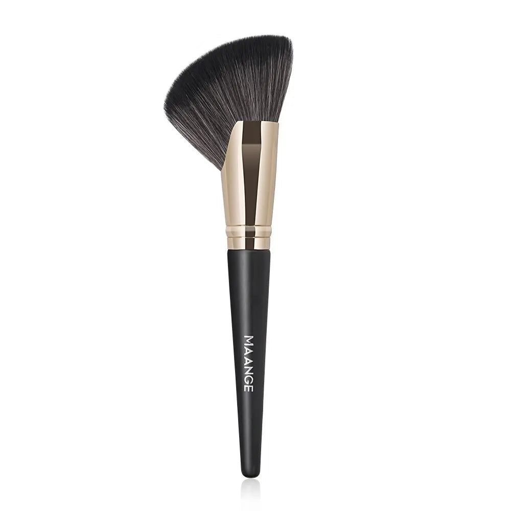 MAANGE Dense Blush & Bronzer Brush